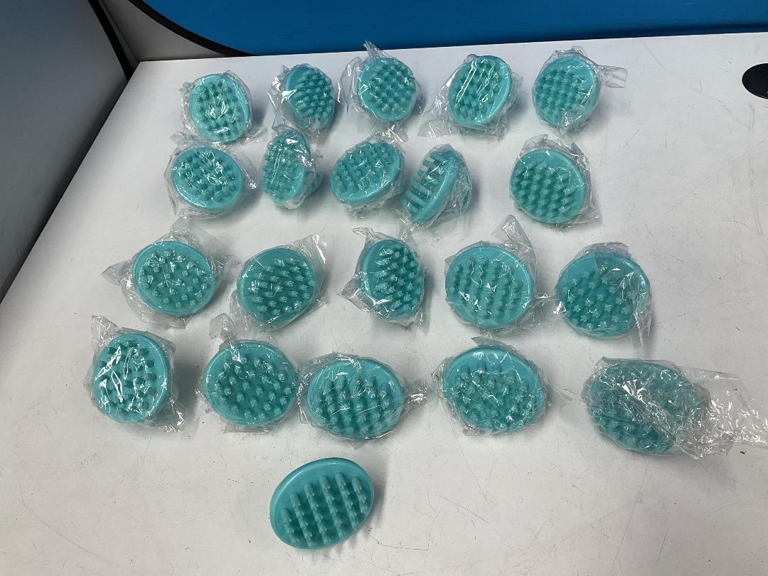 Photo '7' of 21x Scalp Massagers or Similar