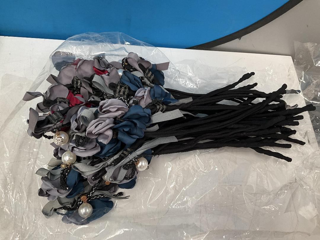 Photo '6' of Hair Ties and Craft Items Etc *NEW* Photo '6' of Hair Ties and Craft Items Etc *NEW*