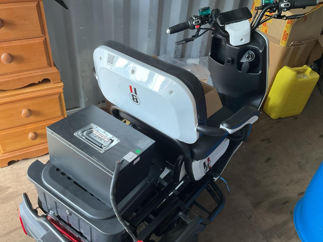 Photo '2' of Mobility scooter