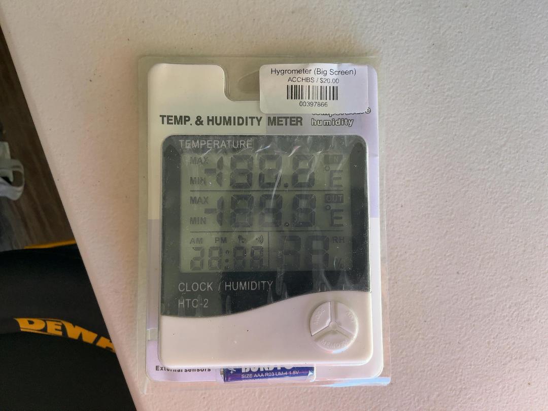 Photo '3' of Bucket of Temp & Humidity Readers