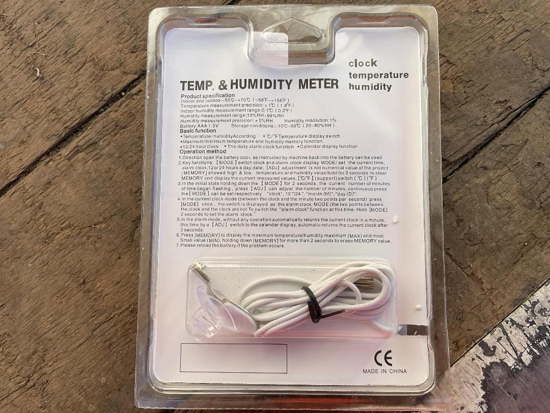 Photo '3' of Box of Temp & Humidity Readers Photo '3' of Box of Temp & Humidity Readers