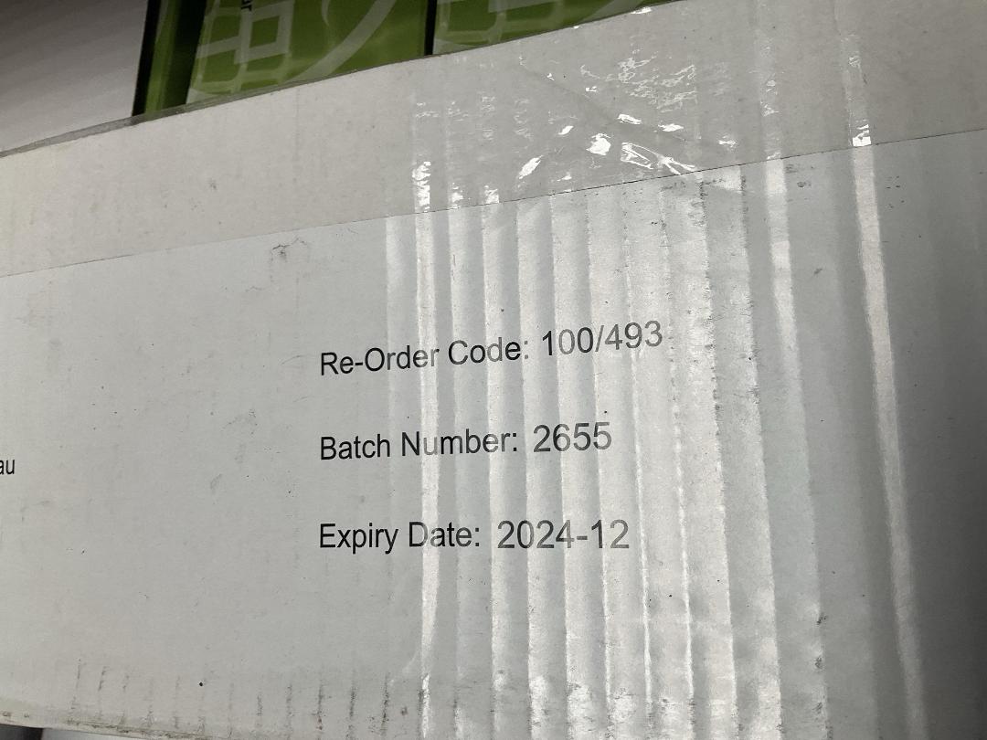 Photo '4' of 2x Boxes of Expired Bastion Vinyl Clear Powder Free Gloves - Size S and Size L