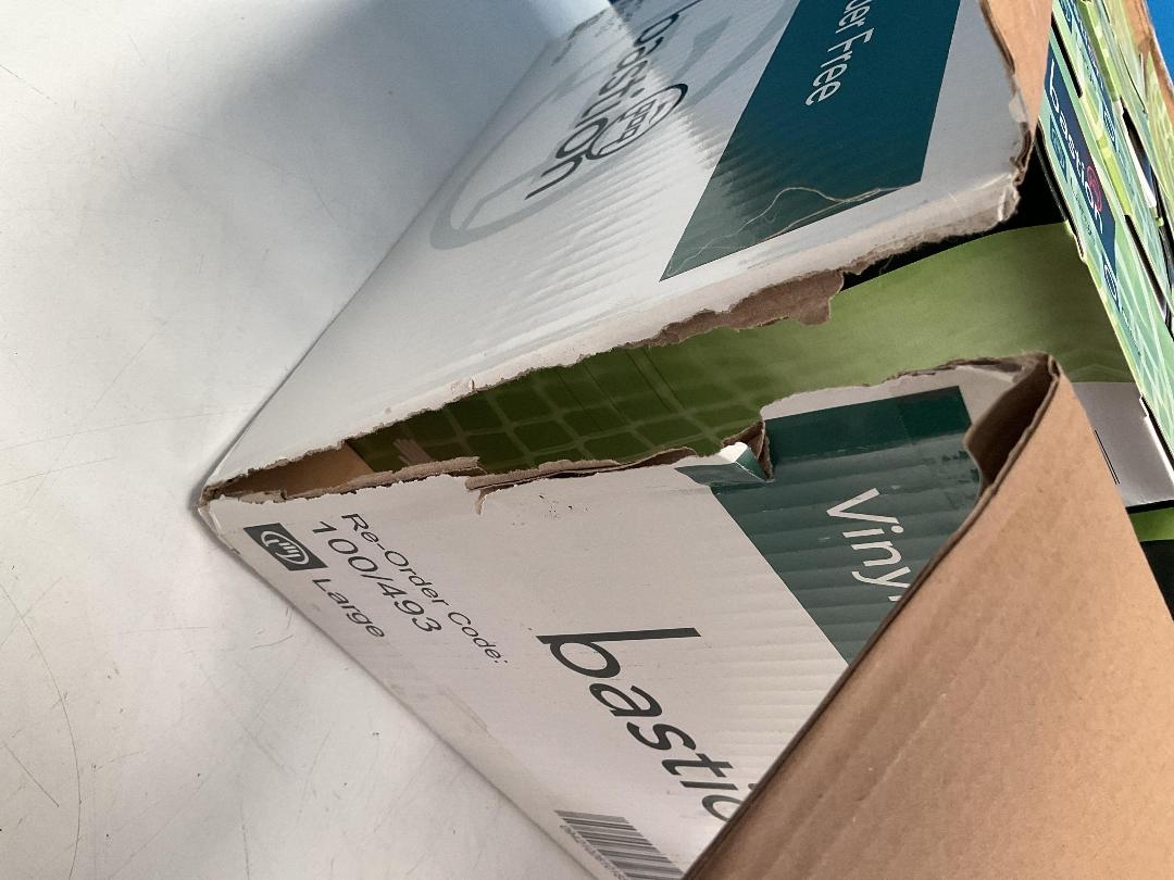 Photo '7' of 2x Boxes of Expired Bastion Vinyl Clear Powder Free Gloves - Size S and Size L