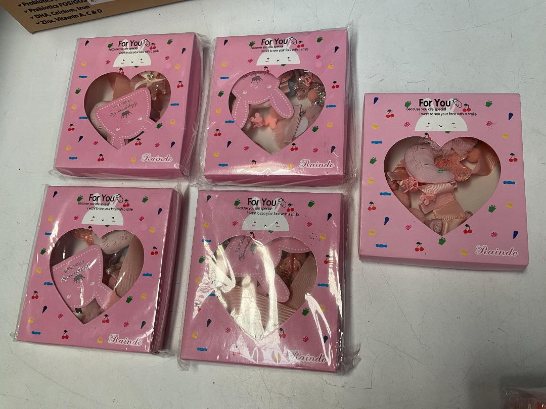 Photo '10' of Miscellaneous Items - Red Coloured Frisbees, Massagers or Similar Etc