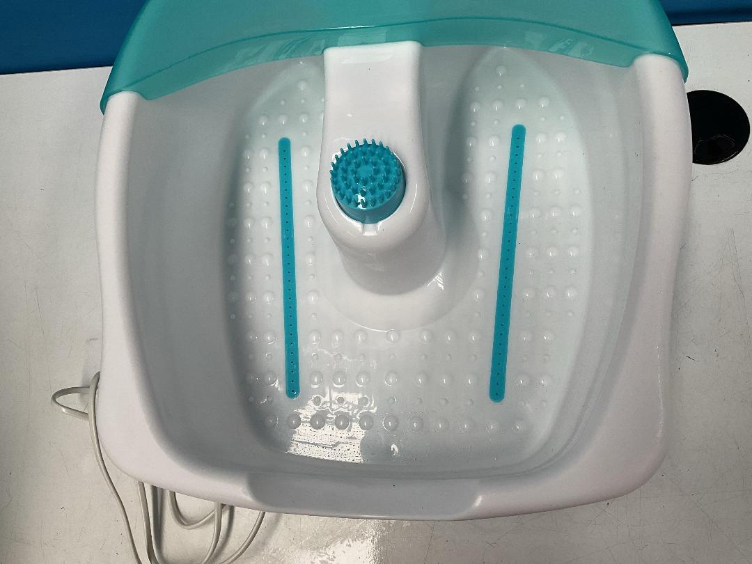 Photo '15' of Body Benefits by Conair Bubbling Hydro Spa Relaxing Foot Bath - Model CGP8A
