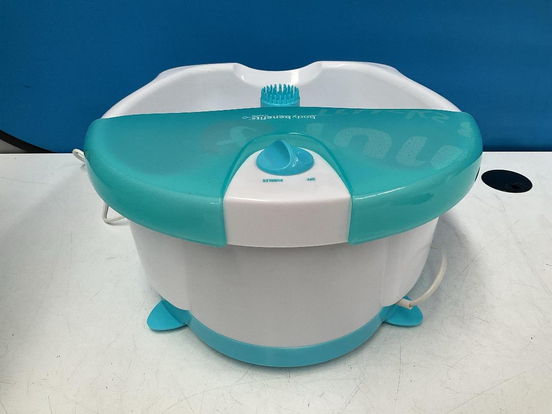 Photo '18' of Body Benefits by Conair Bubbling Hydro Spa Relaxing Foot Bath - Model CGP8A