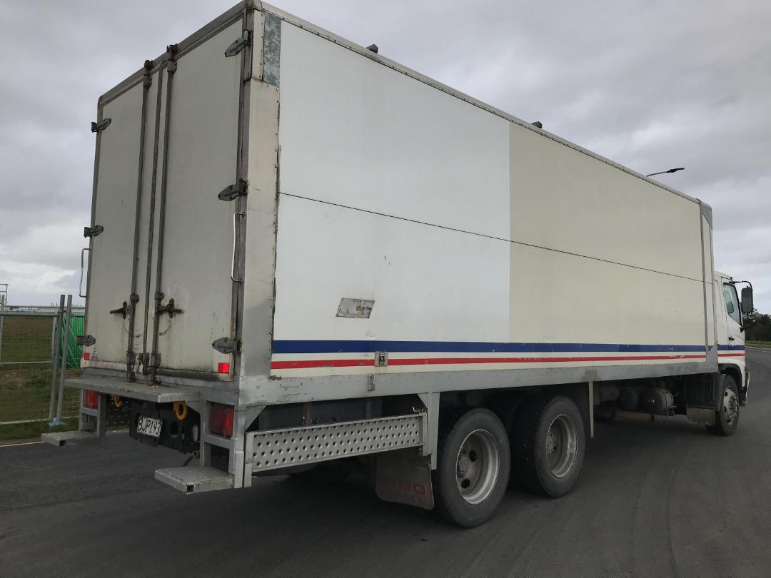 Photo '6' of HINO FG 1JPPH Chiller Photo '6' of HINO FG 1JPPH Chiller