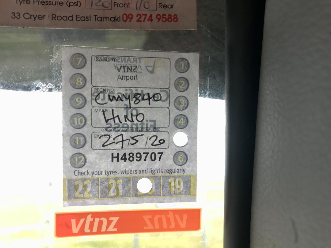 Photo '28' of HINO FS 1ELPD-WPN Tractor-Unit Photo '28' of HINO FS 1ELPD-WPN Tractor-Unit