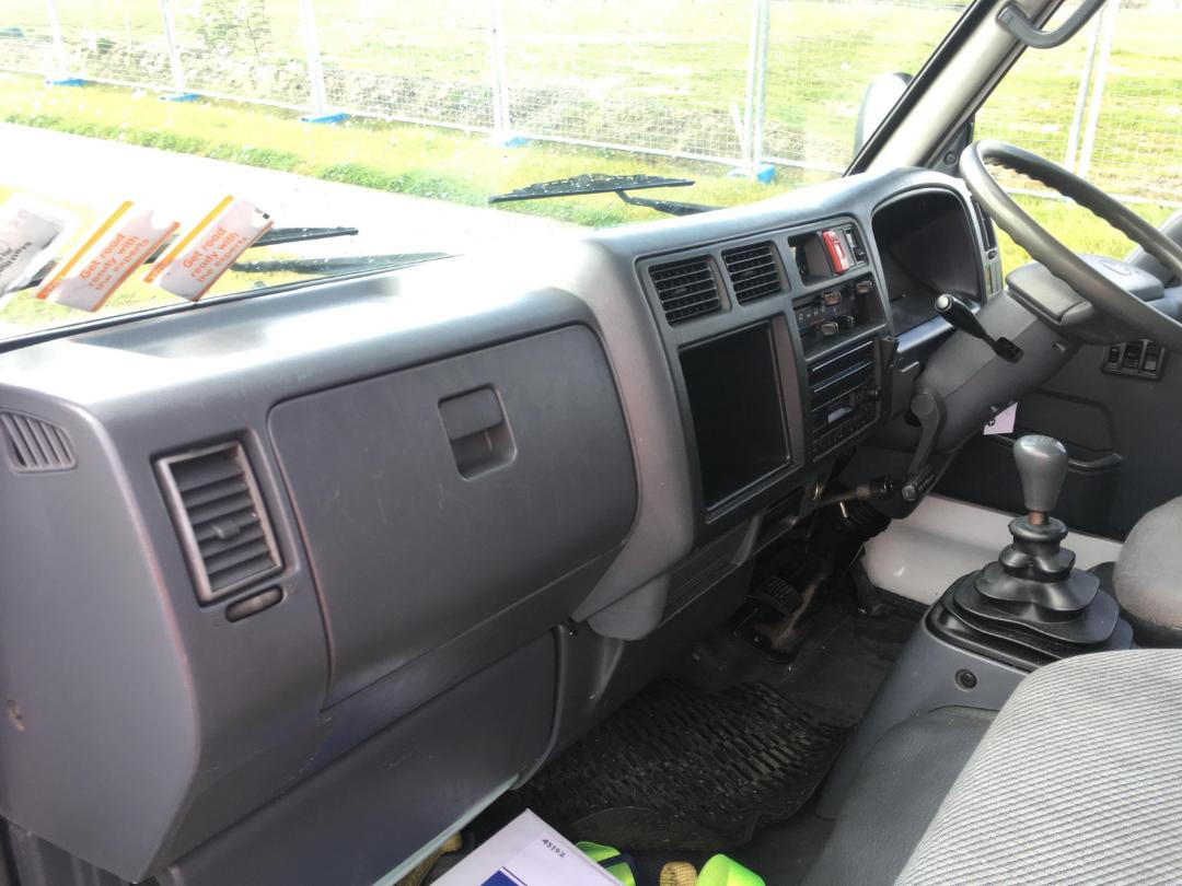 Photo '16' of HINO RANGER BU107 Cherry Picker. Photo '16' of HINO RANGER BU107 Cherry Picker.