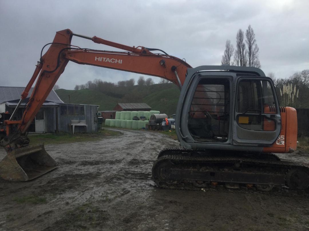 Photo '10' of Hitachi EX135USR Excavator Photo '10' of Hitachi EX135USR Excavator