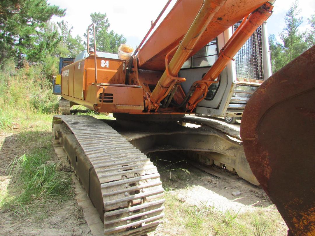 Photo '23' of Hitachi EX300-2H Excavator Photo '23' of Hitachi EX300-2H Excavator