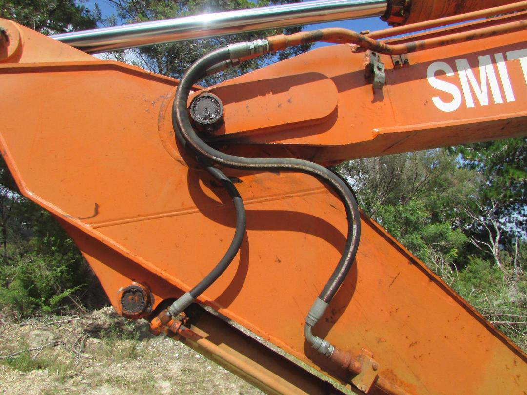 Photo '27' of Hitachi EX300-2H Excavator Photo '27' of Hitachi EX300-2H Excavator