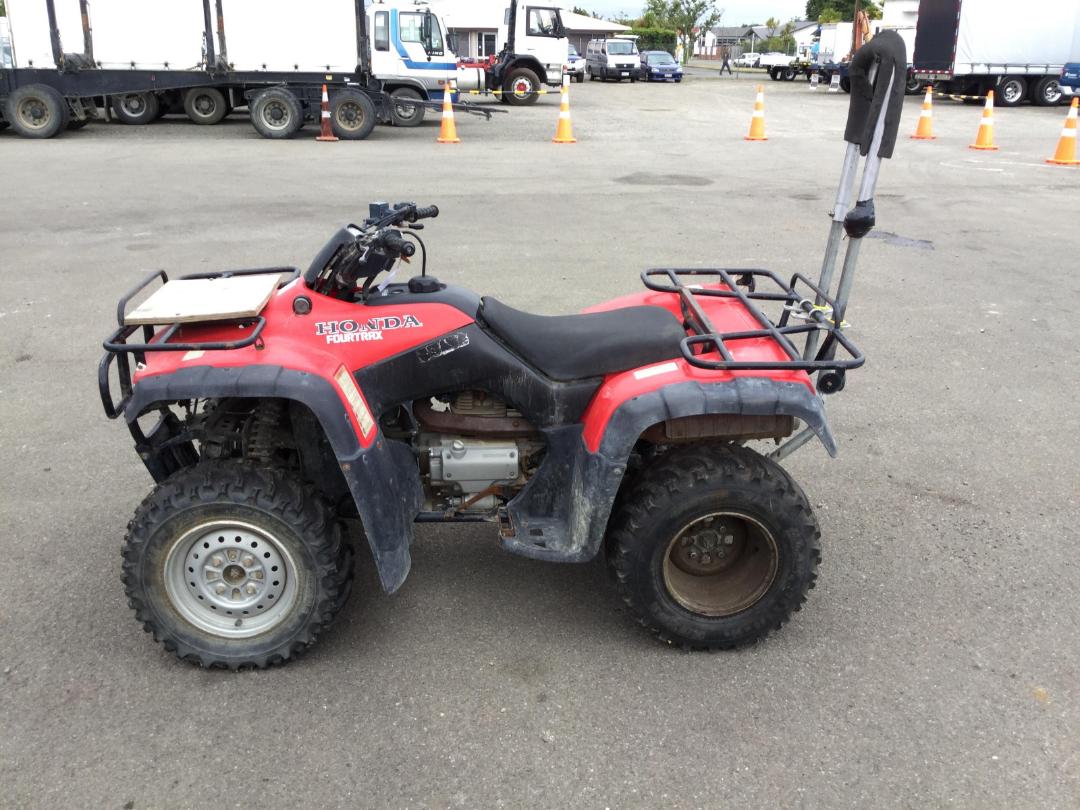 Photo '7' of Honda TRX 350 QUAD Photo '7' of Honda TRX 350 QUAD