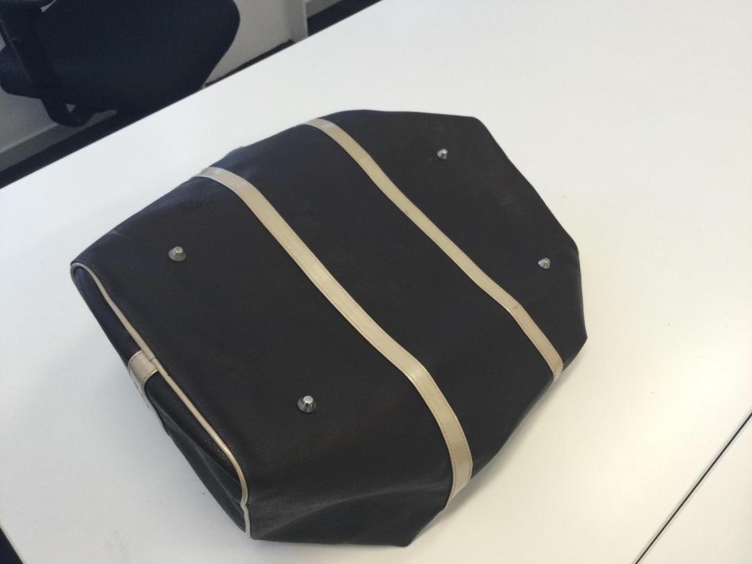 Photo '3' of Carry Bag Photo '3' of Carry Bag