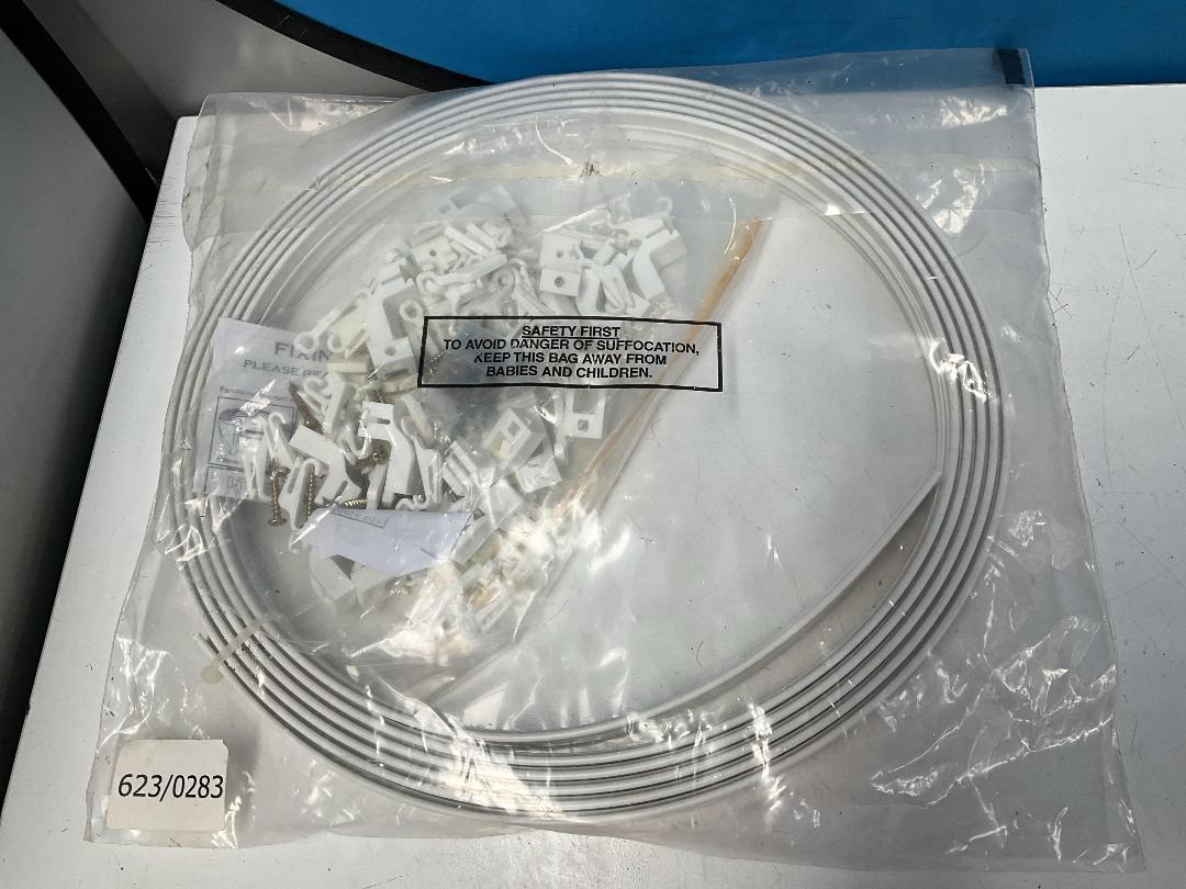 Photo '11' of Miscellaneous Items - Door Mat, Handbag Etc