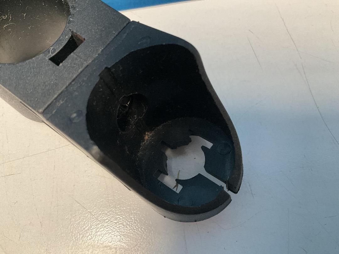 Photo '17' of Miscellaneous Items - Door Mat, Handbag Etc