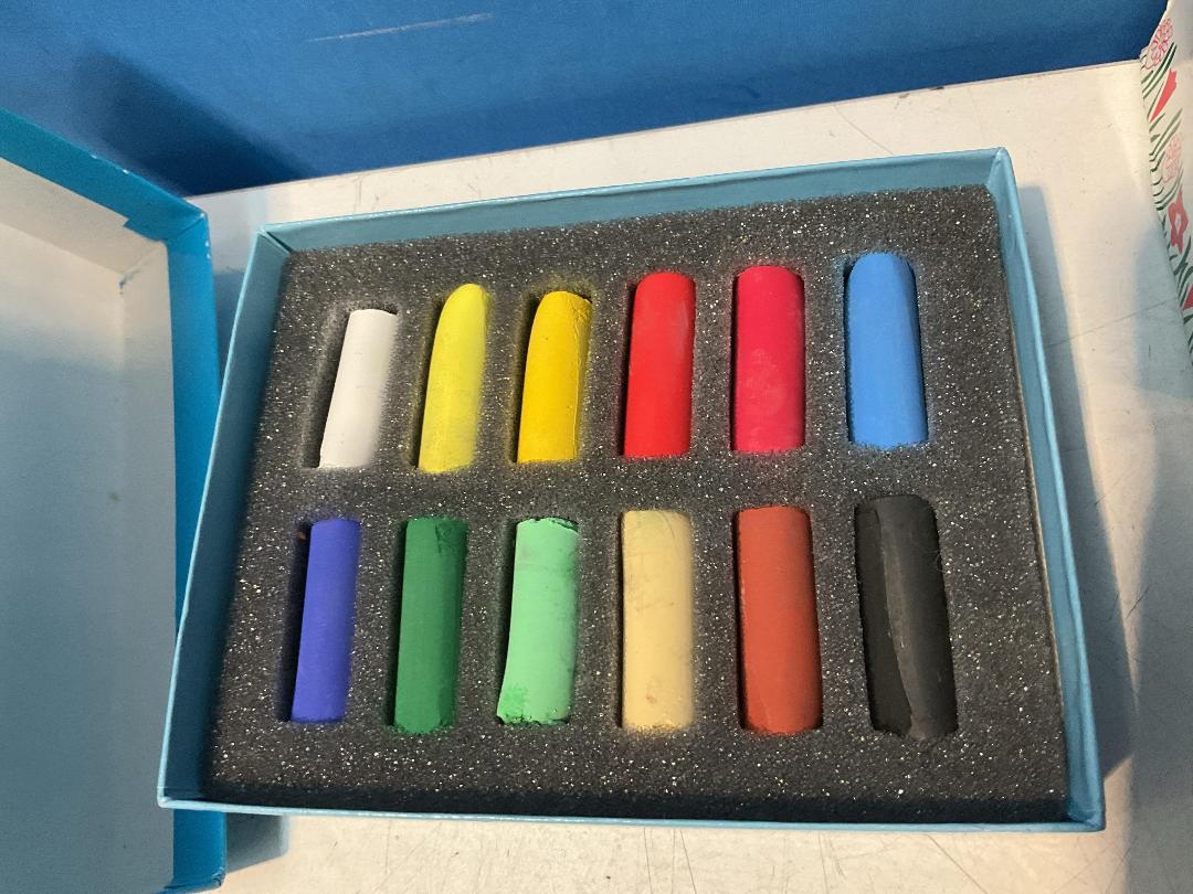 Photo '6' of Miscellaneous Items - Photo Frames, Horse Riding Items or Similar Etc Photo '6' of Miscellaneous Items - Photo Frames, Horse Riding Items or Similar Etc