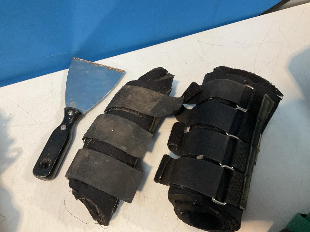 Photo '9' of Miscellaneous Items - Photo Frames, Horse Riding Items or Similar Etc Photo '9' of Miscellaneous Items - Photo Frames, Horse Riding Items or Similar Etc