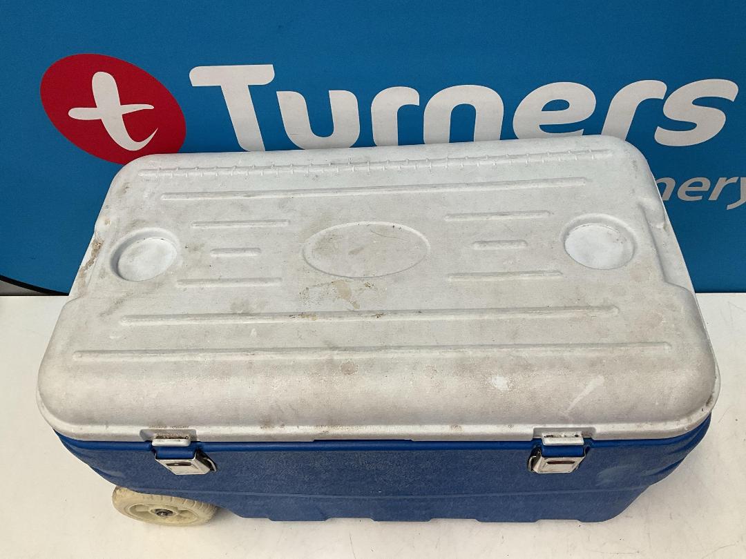 Photo '5' of Blue/White Coloured Chilly Bin on Wheels