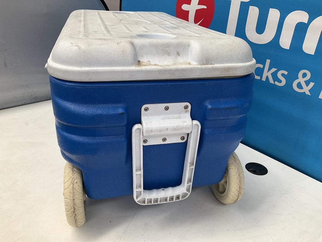 Photo '11' of Blue/White Coloured Chilly Bin on Wheels