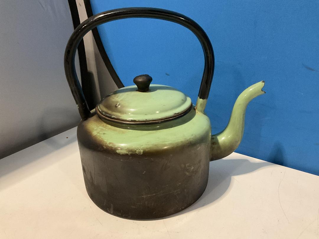 Photo '13' of Miscellaneous Items - Teapot, Tiedown Ratchets Etc