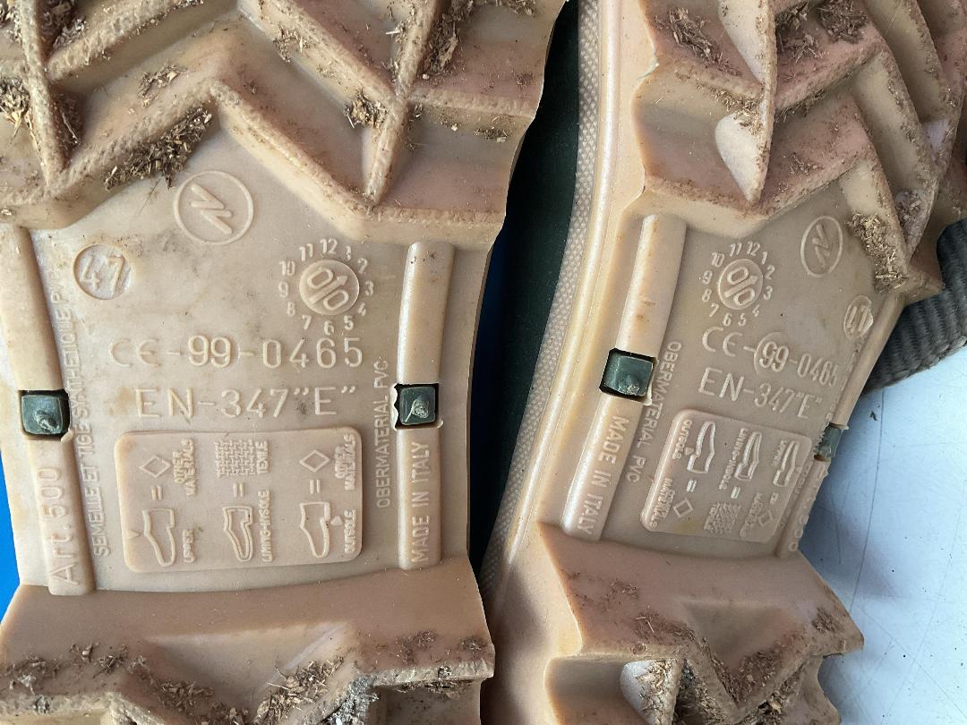 Photo '32' of Miscellaneous Items - Stamps, Strop, Gumboots Etc