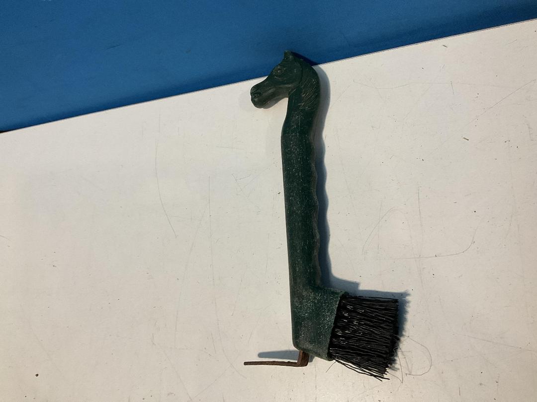 Photo '12' of Miscellaneous Items - Picture, Bags Etc