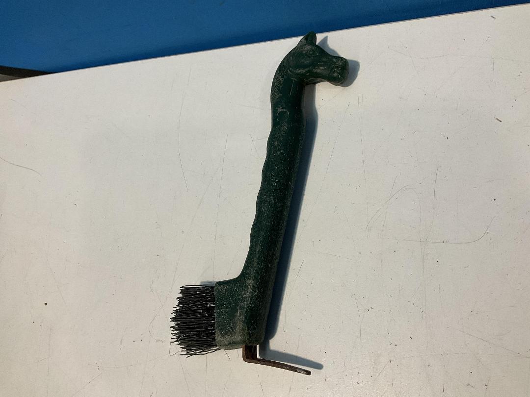 Photo '13' of Miscellaneous Items - Picture, Bags Etc