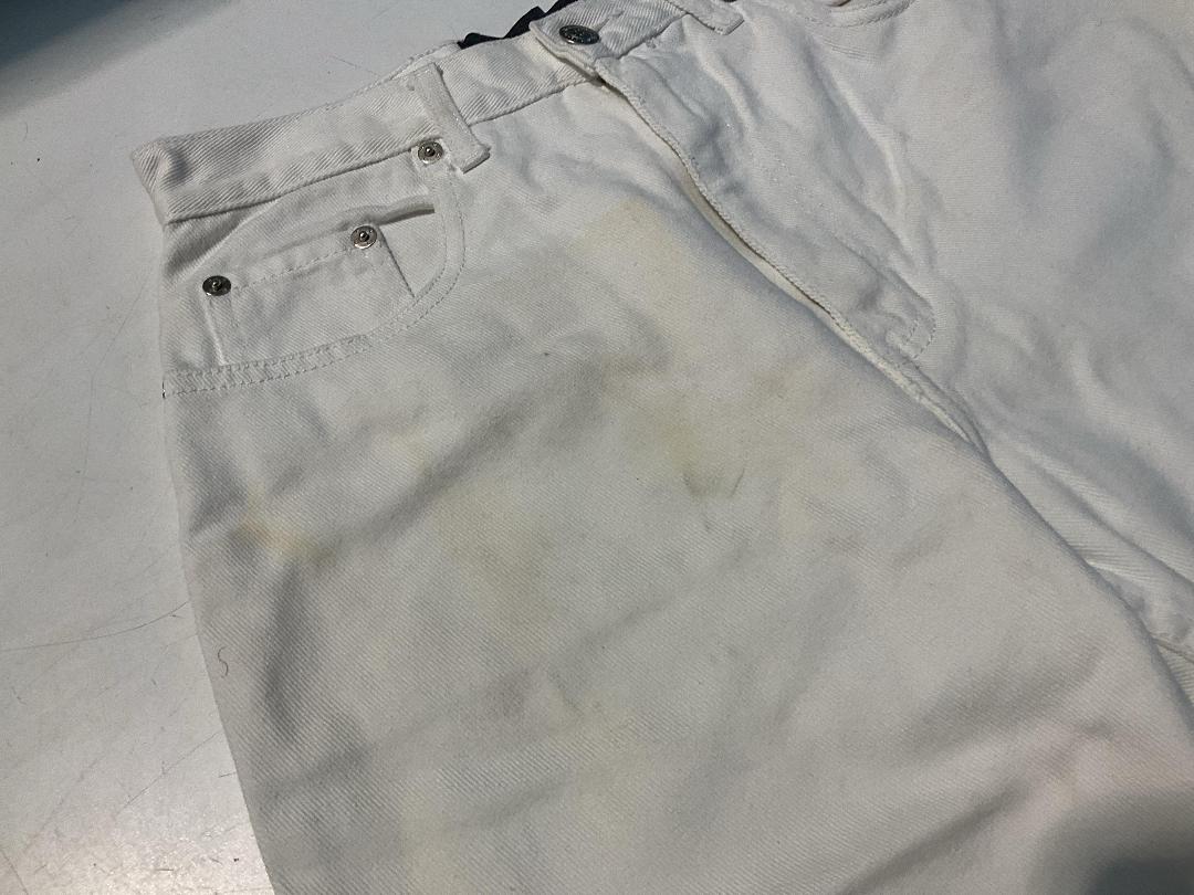 Photo '21' of Miscellaneous Items - Picture, Bags Etc