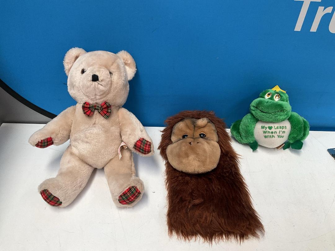 Photo '13' of Miscellaneous Items - Soft Toys Etc