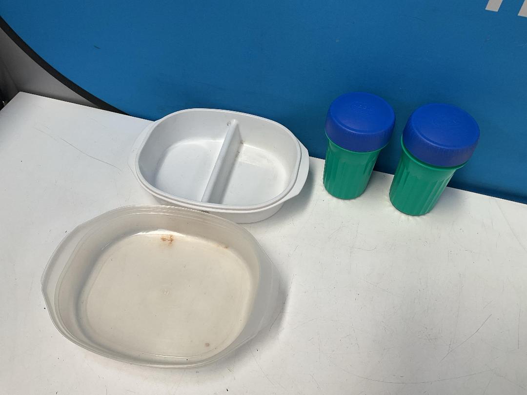 Photo '15' of Miscellaneous Items - Comics, Kitchen Items Etc