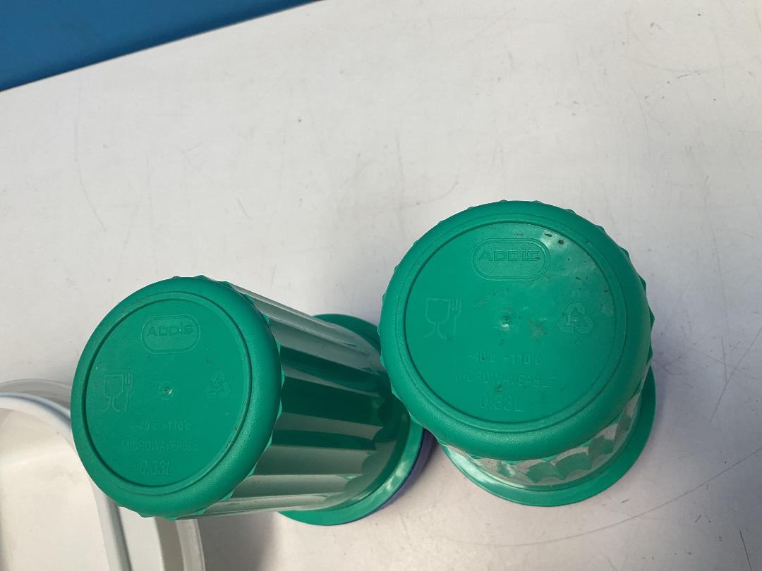 Photo '17' of Miscellaneous Items - Comics, Kitchen Items Etc