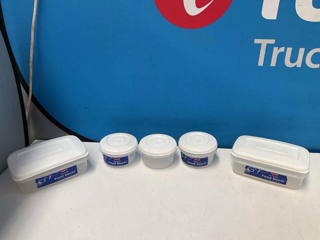 Photo '18' of Miscellaneous Items - Comics, Kitchen Items Etc