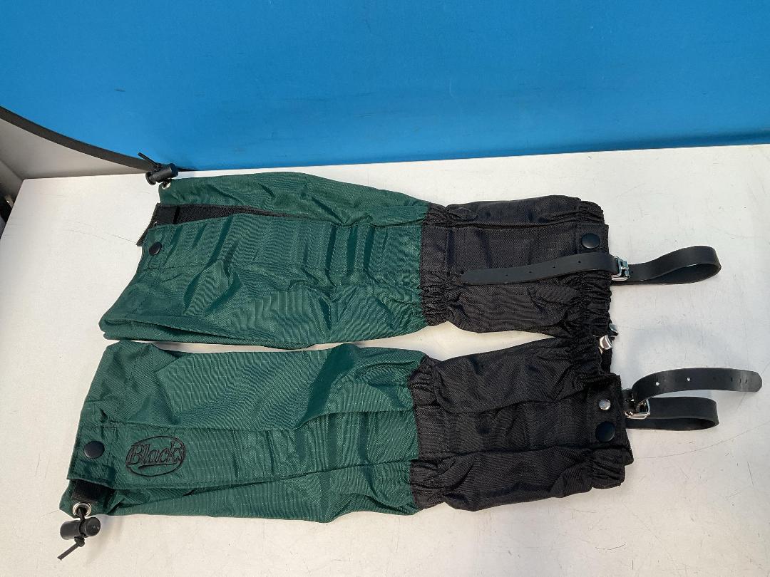 Photo '9' of Miscellaneous Items - Books, Home Decor Etc