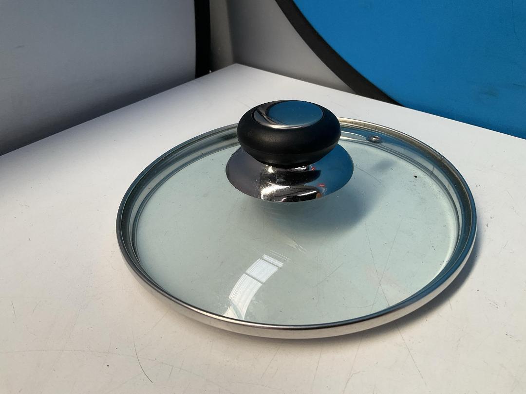 Photo '19' of Miscellaneous Items - Books, Home Decor Etc