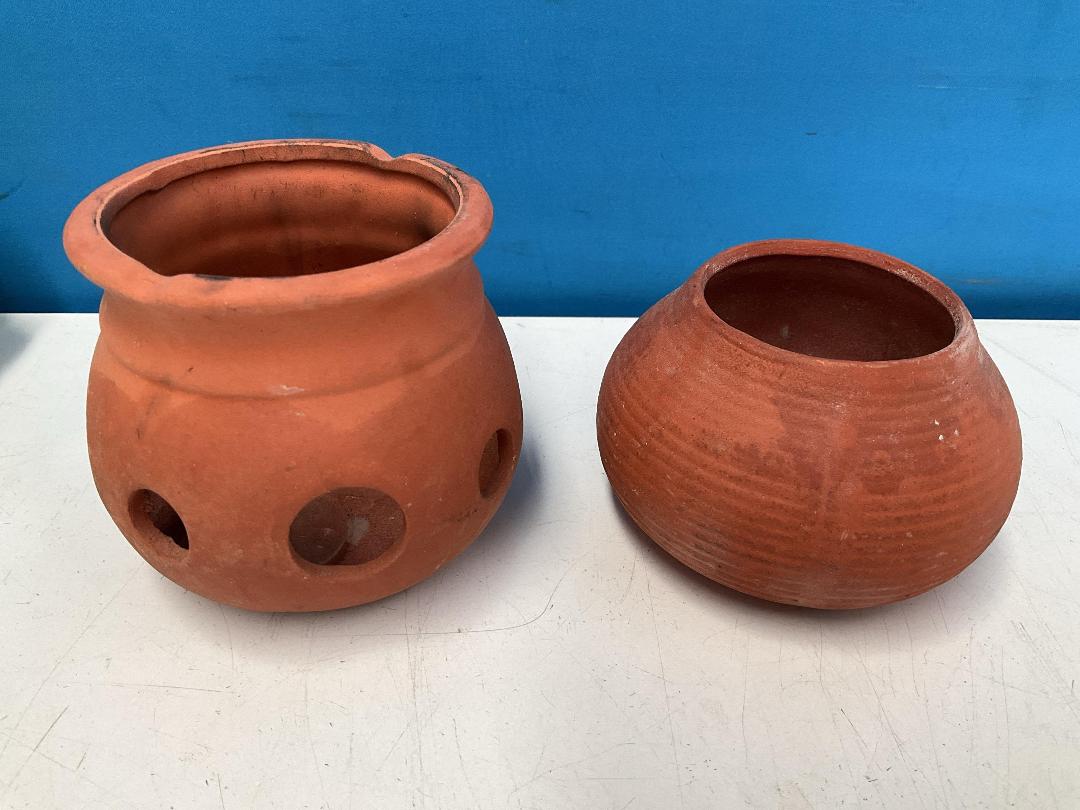 Photo '8' of Miscellaneous Items - Books, Pillow Etc