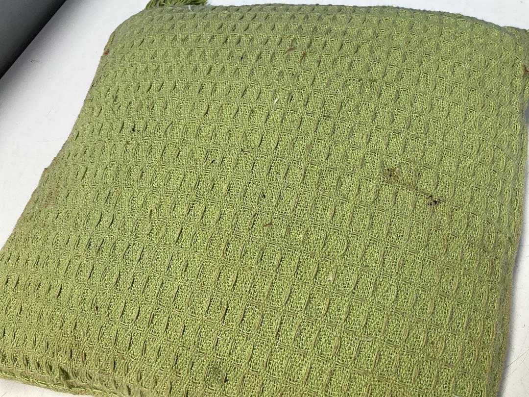 Photo '24' of Miscellaneous Items - Books, Pillow Etc