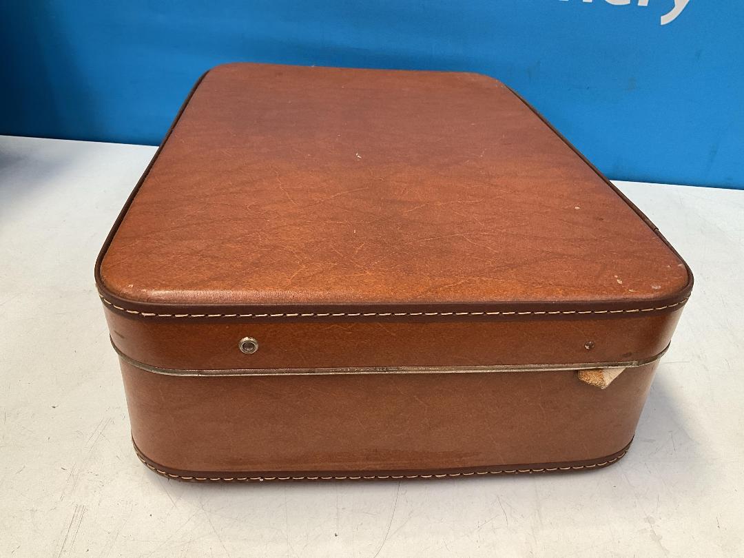 Photo '17' of Marco Polo Blue Coloured Suitcase and a Brown Coloured Suitcase