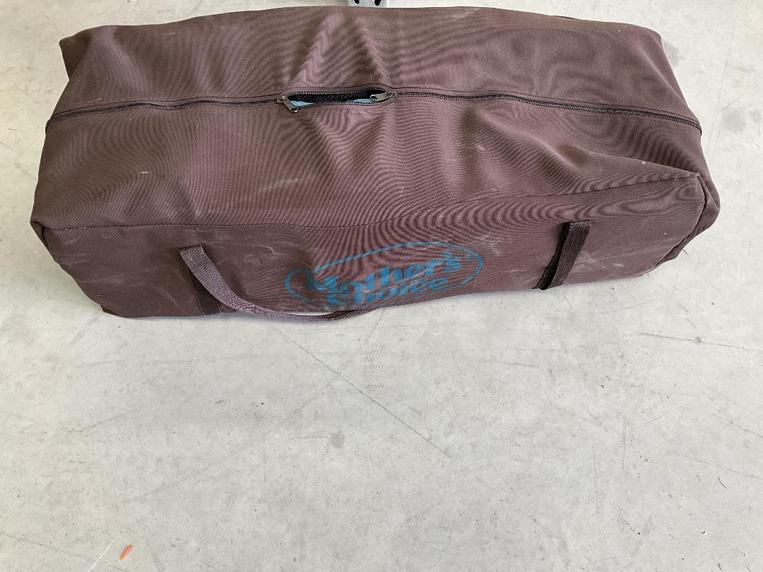 Photo '21' of Baby Cino Portable Cot