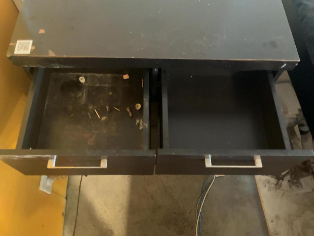 Photo '4' of Chest of 6 Draws