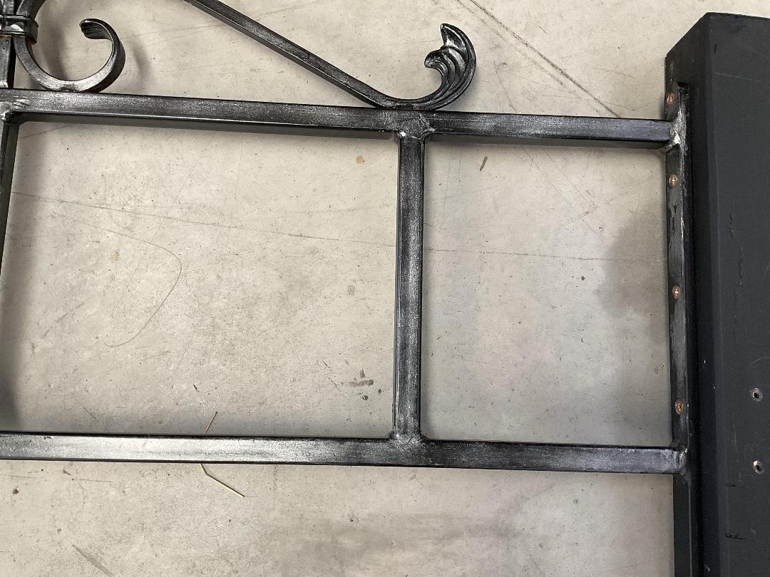 Photo '7' of Metal & Wooden Black Headboard