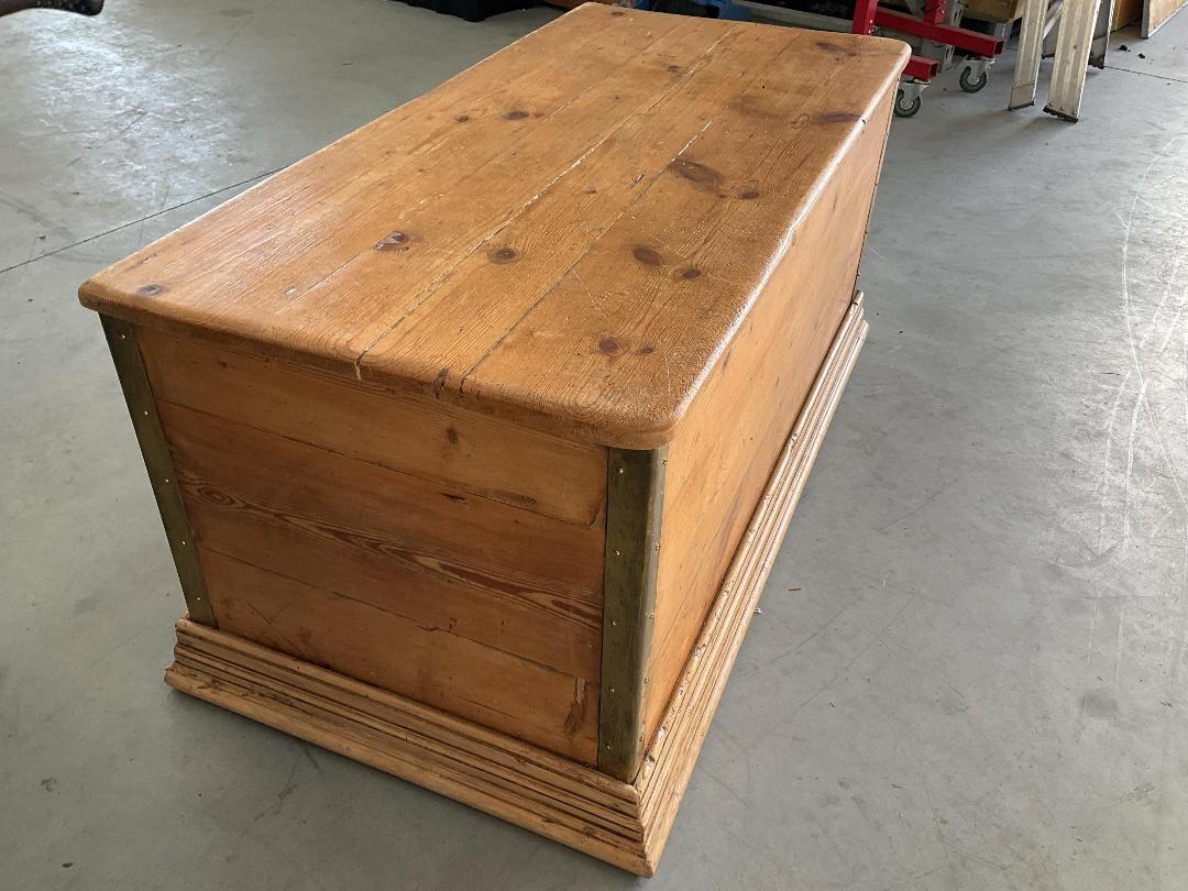 Photo '10' of Wooden-Like Blanket Box