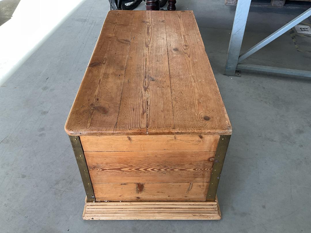 Photo '8' of Wooden-Like Blanket Box