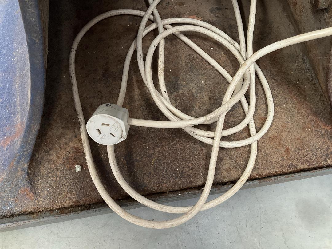 Photo '14' of Industrial Planer