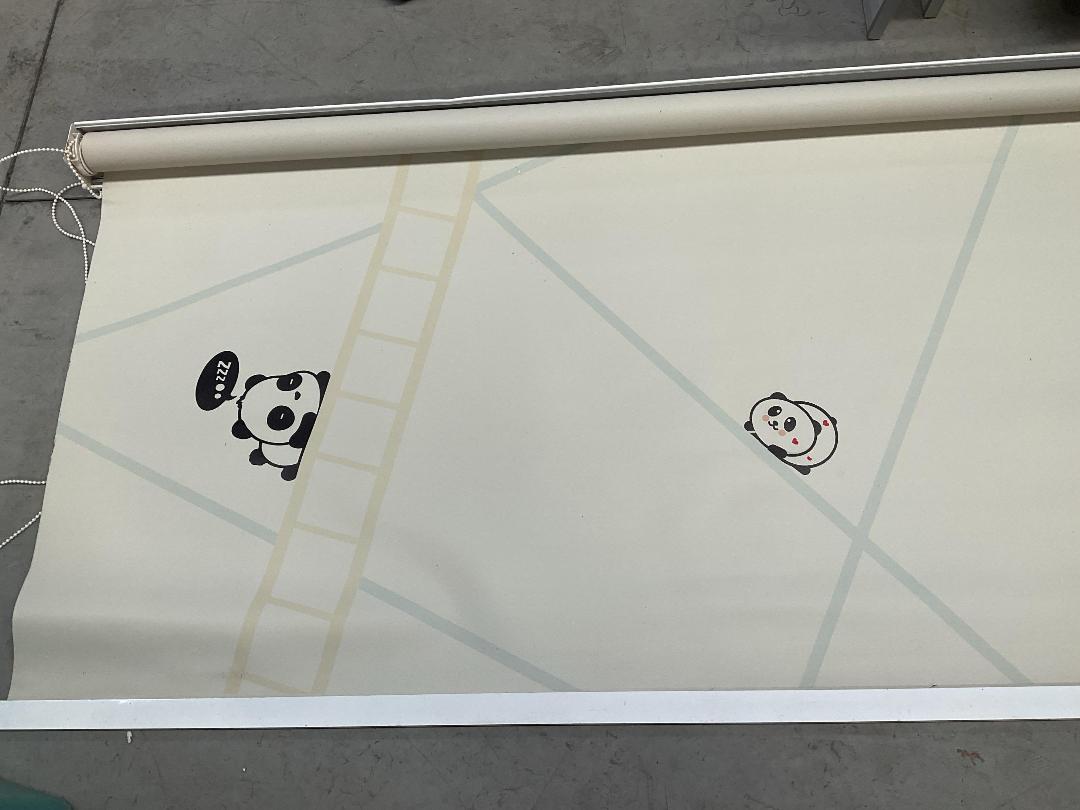 Photo '3' of 2x Blinds - Baby Room Blind and Harry Potter Blind Photo '3' of 2x Blinds - Baby Room Blind and Harry Potter Blind