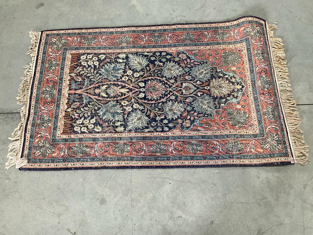 Photo '7' of 2x Household Rugs/Mats