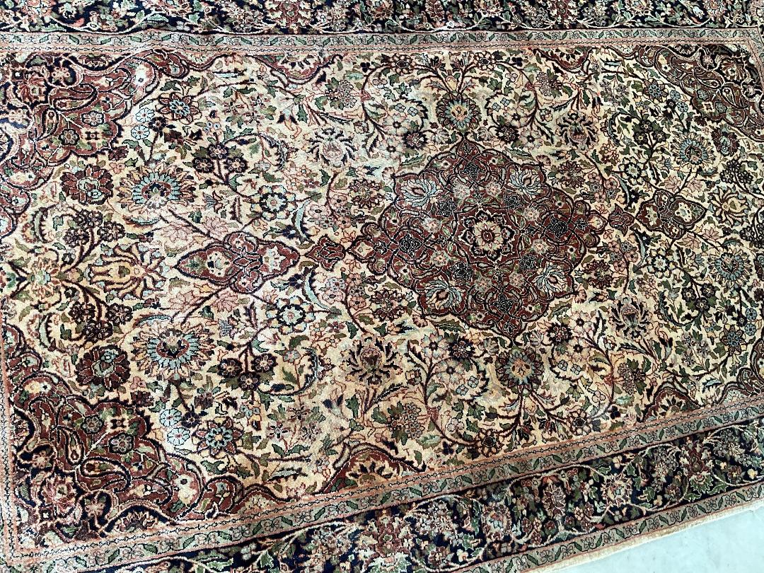 Photo '12' of 2x Household Rugs/Mats