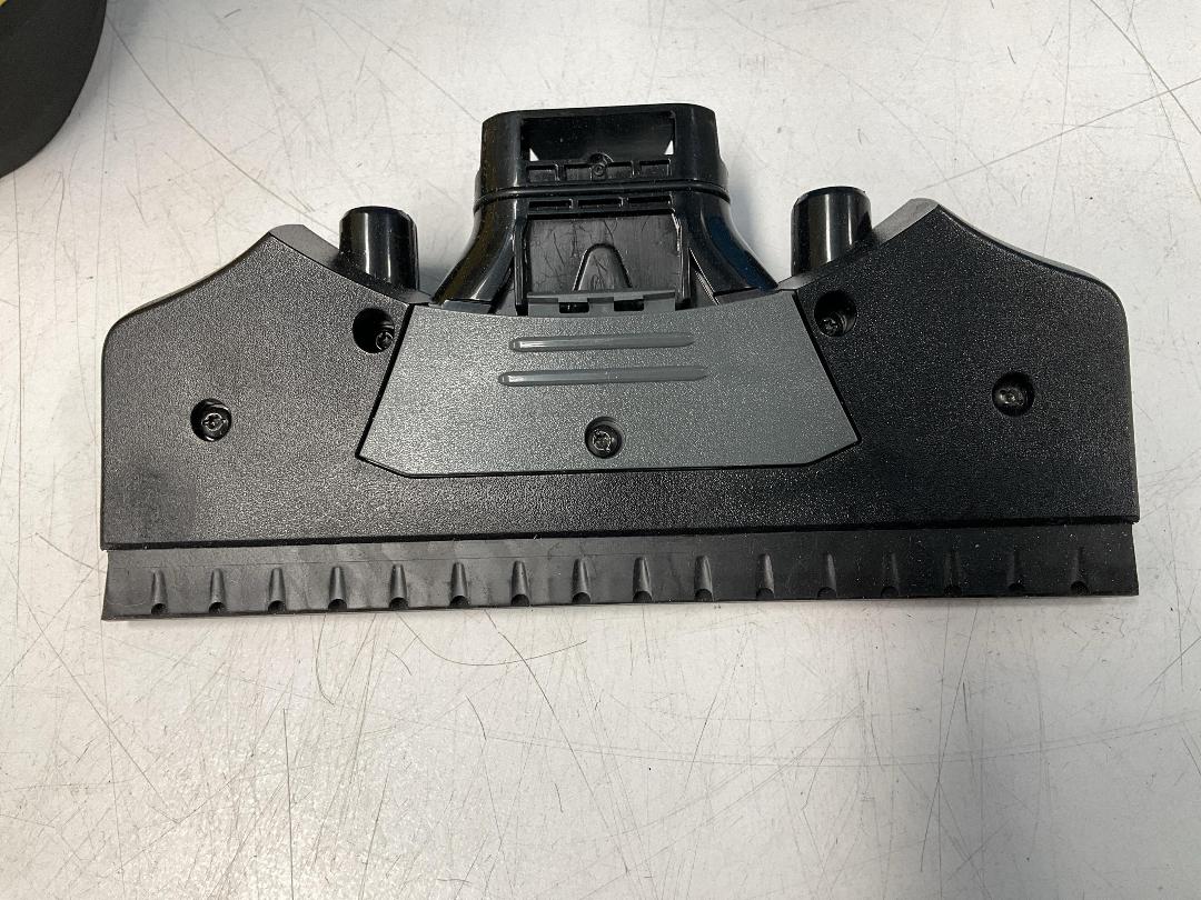 Photo '10' of Karcher WV2 Premium Cordless Window Vac - Possibly Use for Parts Only Photo '10' of Karcher WV2 Premium Cordless Window Vac - Possibly Use for Parts Only