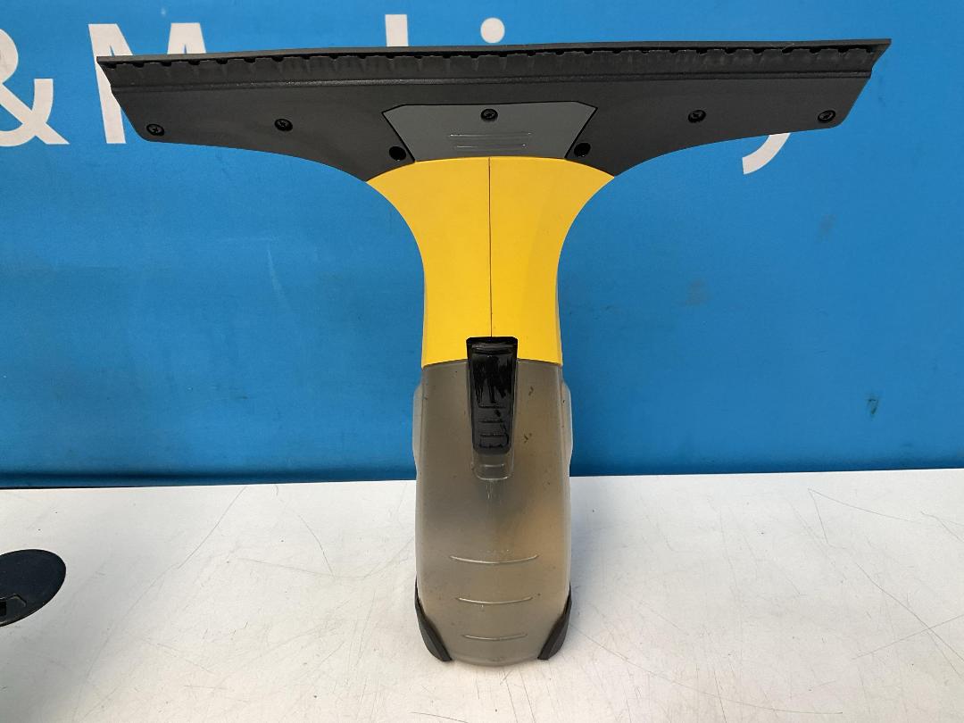 Photo '15' of Karcher WV2 Premium Cordless Window Vac - Possibly Use for Parts Only Photo '15' of Karcher WV2 Premium Cordless Window Vac - Possibly Use for Parts Only