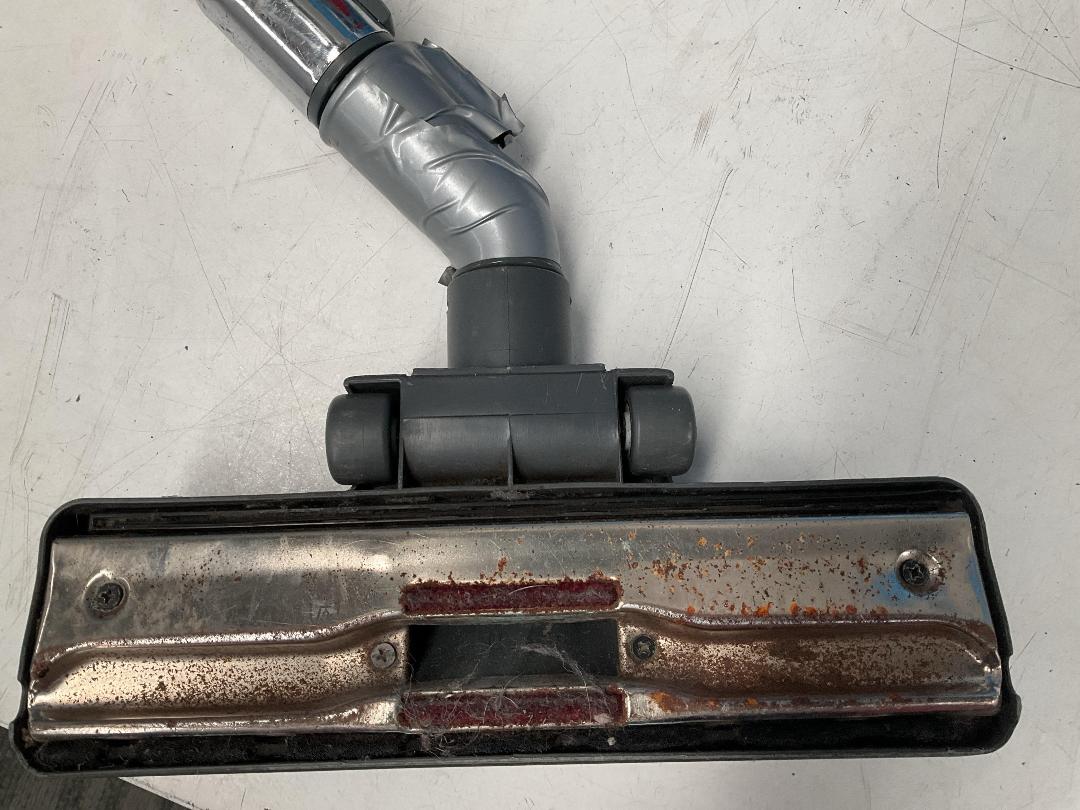 Photo '7' of Hoover Dog and Cat Turbo Vacuum Cleaner - Model 5016 - Bagless Photo '7' of Hoover Dog and Cat Turbo Vacuum Cleaner - Model 5016 - Bagless